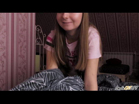 ❤️ 블론디는 그녀의 BFF를 깊이 빨아 먹고 그녀의 입에 정액을 가져옵니다. ️❌ 포르노 비디오 포르노에서 ko.rionews.top ❌️